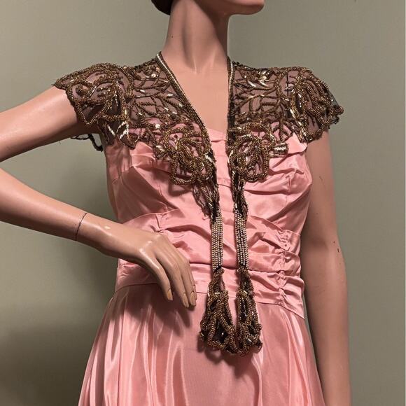 Vintage Gold/Black Bead/Sequin Silk Mesh Shoulder CAPE/SHAWL/WRAP 20s Style - Picture 3 of 5